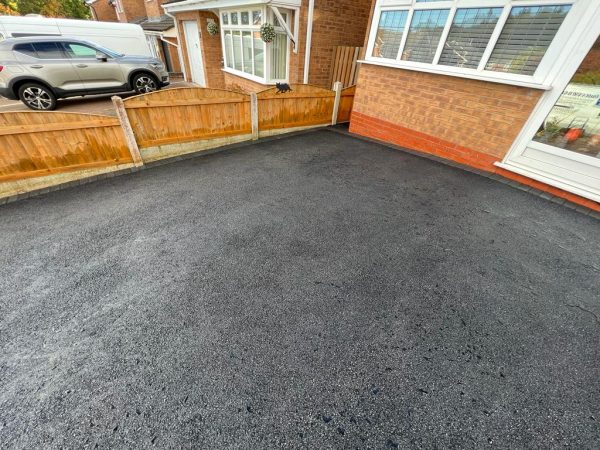 Tarmac Contractors Kingswood