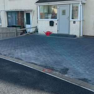 Charcoal Block Paved Driveway with Natural Grey Border in Emersons…