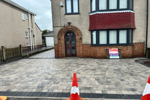 Tegula Paved Driveway In Downend, Bristol (7)