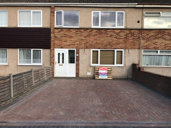 Block Paved Driveway with Double and Single Charcoal Border in Yate