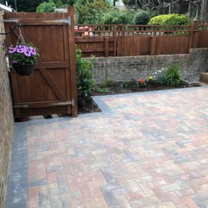 Brindle Paved Patio in Bradley Stoke