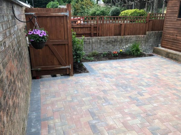 Brindle Paved Patio in Bradley Stoke