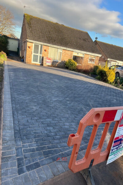 Driveway With Stretcher Bond Pattern In Longwell Green, Bristol (4)